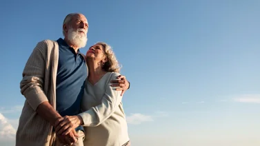 Con casi 100 años viven solos y son muy independientes: revelan la fórmula para convertirse en ancianos superpoderosos