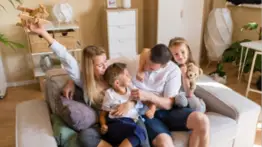 Con estas cáscaras haces milagros en tu casa: desde fertilizante natural hasta repelente para plagas