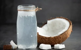 ¡Haz milagros con el agua de coco! Así debes usarla para aliviar estas enfermedades: esto nos dicen los científicos