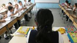 Anuncian pago al personal activo y jubilado del ministerio de Educación: supera los Bs. 13.000