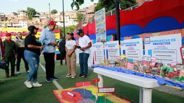 Maduro anuncia premio doble para los circuitos comunales más concurridos el 27 de julio: sepa de qué trata