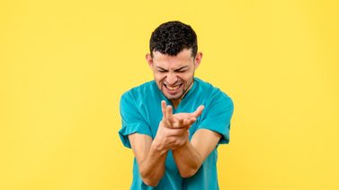 ¡Hoja milagrosa! De las pocas plantas que alivian el dolor en las articulaciones: esta es la mejor receta para tu remedio casero