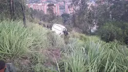 Autobús de la GNB cae por un precipicio en la Autopista Regional del Centro: al menos 29 efectivos heridos