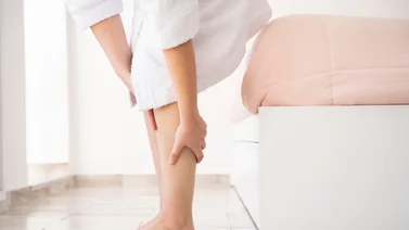 Oculta las varices con este milagroso aceite natural: así debes utilizarlo