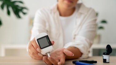 ¡Alerta, mayores de 60 años! Estas son las 3 claves vitales para poder frenar las alzas de glucosa en la sangre: evita desenlace fatal