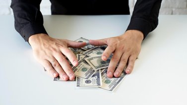Pago de nuevas tarifas migratorias H.R.1 + USCIS