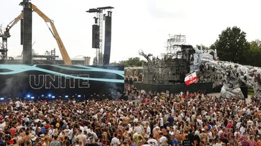 ¡Tragedia en Tomorrowland! Inauguración del festival deja una mujer sin vida