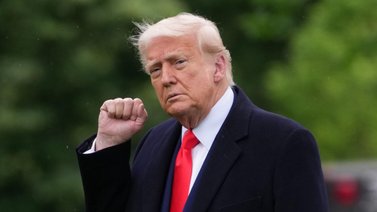 ¡Conflicto legal! Trump presenta cargos contra el propietario del Wall Street Journal: exige 10.000 millones de dólares