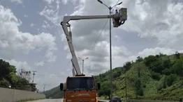 Rehabilitan alumbrado público en la autopista Gran Mariscal de Ayacucho: instalaron nuevas luminarias LED