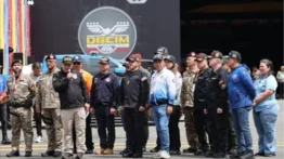Entregan bienes incautados a organismos de seguridad del país: son más de 100 vehículos y 3 aeronaves