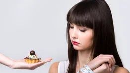 No le huyas a todos los antojos: expertos explican cómo algunos gustos al comer permiten mantener un régimen de pérdida de peso