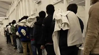 “Voy a pedir mi deportación, no aguanto aquí un día más”: inmigrante revela las precarias condiciones de vida en un centro de detención de Texas “Voy a pedir mi deportación, no aguanto aquí un día más”: inmigrante revela las precarias condiciones de vida en un centro de detención de Texas