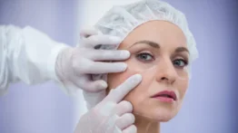 Revelan el secreto para saber si una cirugía plástica está bien hecha: especialista explica qué debes tomar en cuenta en tu cuerpo