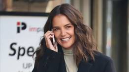 Katie Holmes regresa al mundo del cine: dirige y protagoniza la trilogía “Happy Hours”