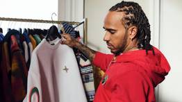 Lewis Hamilton se lanza a la moda: así es su impactante colección con Dior