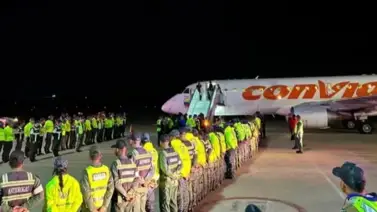 Arriba a Maiquetía otro vuelo con 210 venezolanos repatriados desde EEUU: hicieron escala en Honduras  Arriba a Maiquetía otro vuelo con 210 venezolanos repatriados desde EEUU: hicieron escala en Honduras