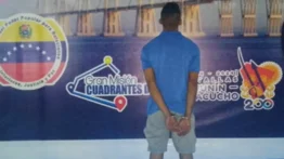 Detenido por atacar a su pareja con un machete