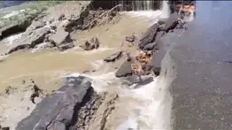 Inician maniobras de drenaje en carretera que comunica San Fernando de Apure con Calabozo: colocarán alcantarillas de gran capacidad