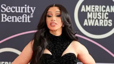 De los escenarios a los tribunales: fan demanda a Cardi B por agresión física De los escenarios a los tribunales: fan demanda a Cardi B por agresión física