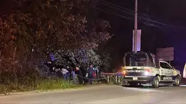 Mujer trans es arrojada a un barranco por un hombre a quien conoció en Tinder: su cita enfureció al conocer su sexo real