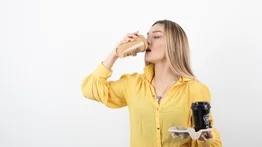 Esta bebida de tu infancia puede convertirse en tu mejor proveedor de proteínas: esta es la mejor hora para tomarla