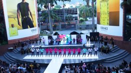 Modelos, reciclaje y arte en vivo: el desfile "Class-715" mostró la moda desde un concepto sustentable