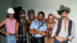 Muere legendario vocalista de Village People a sus 74 años: revelan causa de su fallecimiento