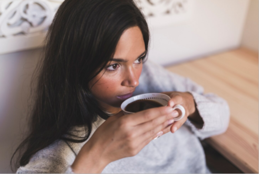 El consumo diario de café mejora la microbiota intestinal y el estado de ánimo: la ciencia explica su efecto