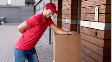 Cuida tu espalda y articulaciones: Esta es la manera correcta de levantar escombros y objetos pesados Cuida tu espalda y articulaciones: Esta es la manera correcta de levantar escombros y objetos pesados