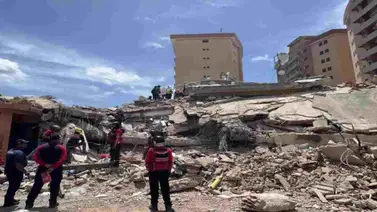 Hallan otro cuerpo entre los escombros del edificio Bosque Lindo en Aragua Hallan otro cuerpo entre los escombros del edificio Bosque Lindo en Aragua