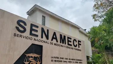 Ambulancia se vuelca en plena autopista tras labores de rescate en La Guaira: varios médicos heridos Ambulancia se vuelca en plena autopista tras labores de rescate en La Guaira: varios médicos heridos
