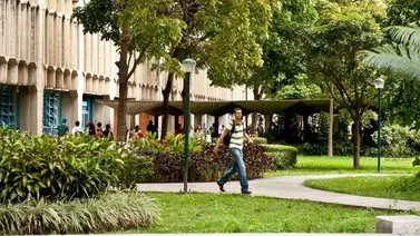 La UCAB reiniciará el semestre de forma virtual este miércoles La UCAB reiniciará el semestre de forma virtual este miércoles