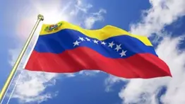 Autoridades rinden honores a los símbolos patrios durante el Día de la Independencia de Venezuela