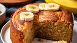 ¡En menos de una hora! Aprende a preparar una deliciosa torta de cambur con ingredientes económicos
