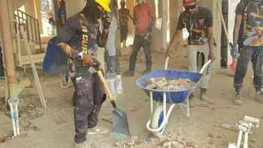Comienza la reconstrucción de edificios en La Guaira: así van los trabajos en Maiquetía Comienza la reconstrucción de edificios en La Guaira: así van los trabajos en Maiquetía