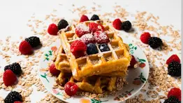 ¡Económico y sencillo! Prepara waflles de avena en casa con menos de 10 ingredientes