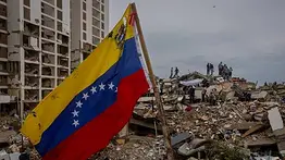 "Aquí no ha llegado nadie": familiares y víctimas claman ayuda desde La Guaira tras terremotos