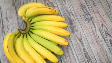 Trucos prácticos para evitar que los cambures maduren muy rápido: secretos culinarios del hogar Trucos prácticos para evitar que los cambures maduren muy rápido: secretos culinarios del hogar