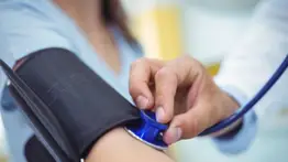 Controla la presión arterial en casa: esta es la infusión natural rica en vitaminas y antioxidantes que ayuda a lograrlo