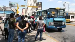 Posponen incremento del pasaje urbano tras terremoto: será el 1 de agosto