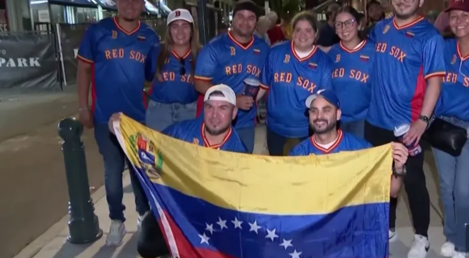 Boston solidario: Medias Rojas entregan 305 mil dólares a las víctimas de los sismos en Venezuela