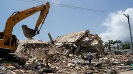 Campamento de escombros en La Guaira: procesan más de 2 mil toneladas al día