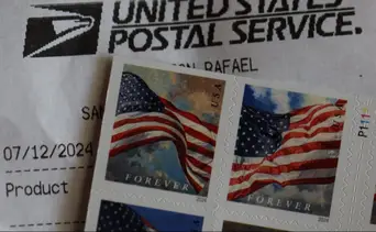 Revelan modus operandi detrás de fraude al USPS: obtuvieron un botín millonario con la venta de estampillas falsas