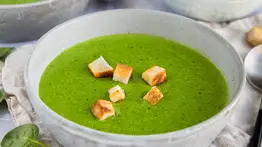 Crema de calabacín y espinacas: una opción nutritiva y ligera