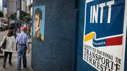 Estafaba con trámites del INTT: vendía licencias y RCV falsos hasta en $60
