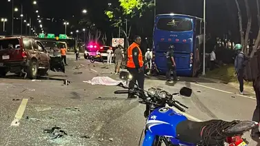 Aparatoso accidente de tránsito en el peaje de Tazón este 31 de julio: un muerto y más de una docena de heridos Aparatoso accidente de tránsito en el peaje de Tazón este 31 de julio: un muerto y más de una docena de heridos