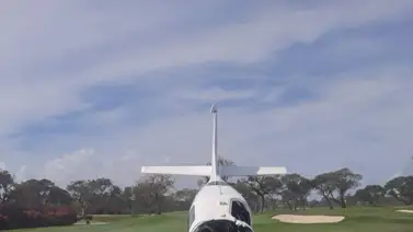 Avioneta casi cae encima de una persona en California (+Vídeo) Avioneta casi cae encima de una persona en California (+Vídeo)