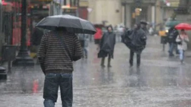 Diez horas de lluvias azotan a Caracas y Miranda este #2Nov