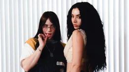 La cantante británica Charlie XCX se une a Billie Eilish para su nuevo tema