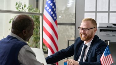 ¿Cuánto cuesta consultar a un abogado de inmigración en EEUU?
